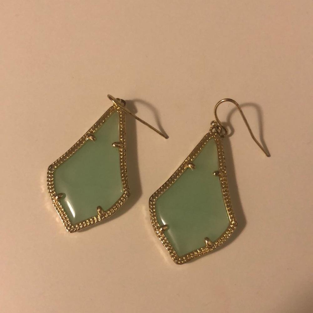 Kendra Scott mint earrings